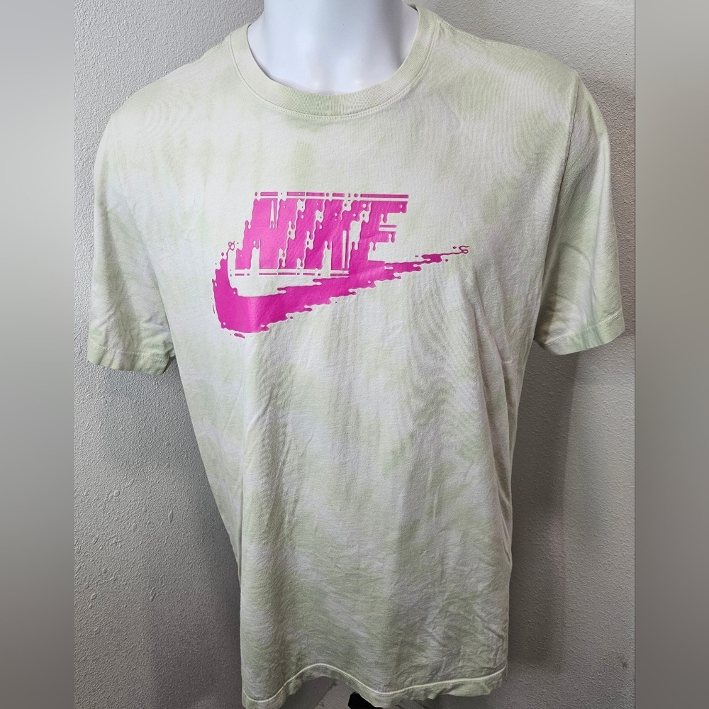 Nike Tee Logo Graphic Tyedye men's XL